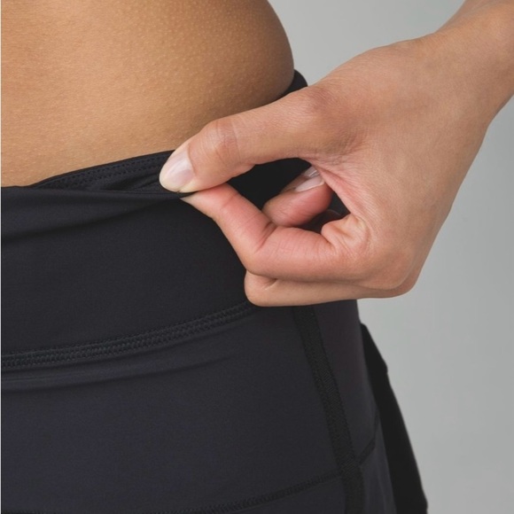 Lululemon Pace Rival Skirt Golf Tennis Pickleball 13”Black Sz4 Rare Release 2015 - Picture 6 of 11